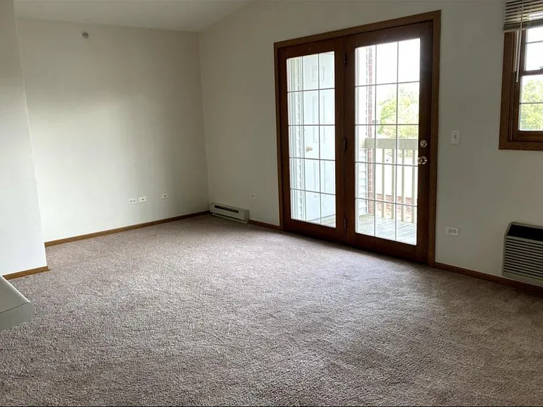 431 Leah Ln #2F — Photo 6