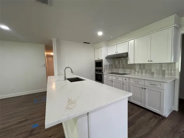607 Stanford St, Corsicana, TX 75110