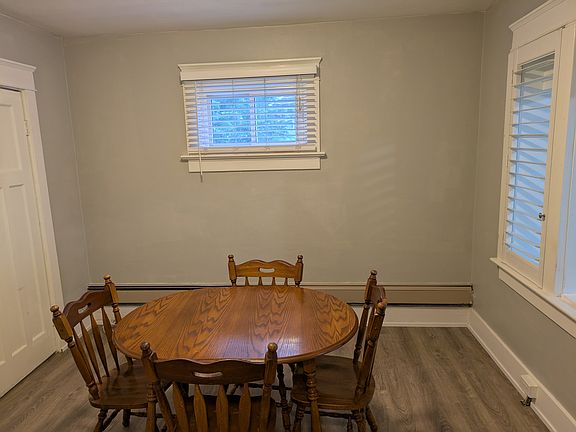 4th image of 109 Moore Ave S