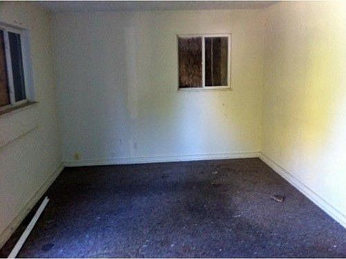 2nd image of 1108 N Elder Ave