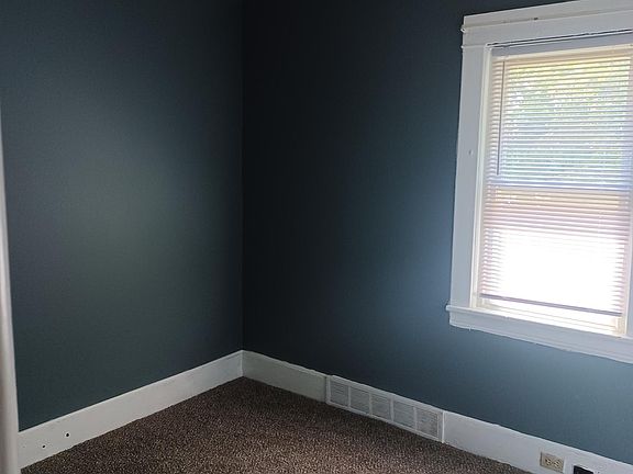 2nd image of 16411 Arcade Ave