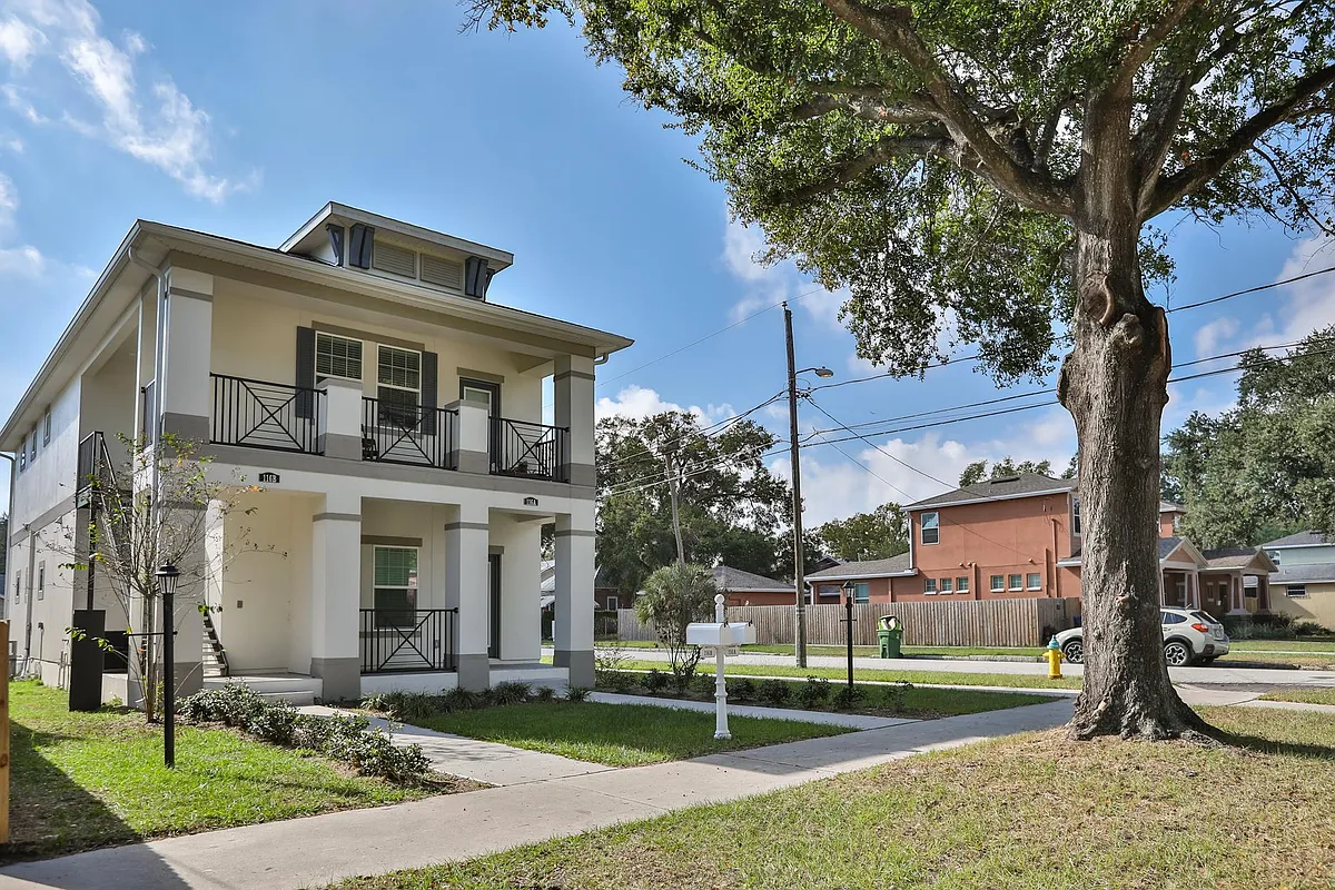 Building Photo - 116 W Amelia Ave #A