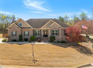 2 Talavera Ln, Greer, SC 29651