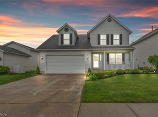 38302 Misty Meadow Trl, North Ridgeville, OH 44039