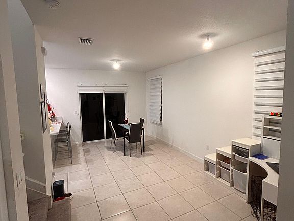 5th image of 1513 SE 26th Ter