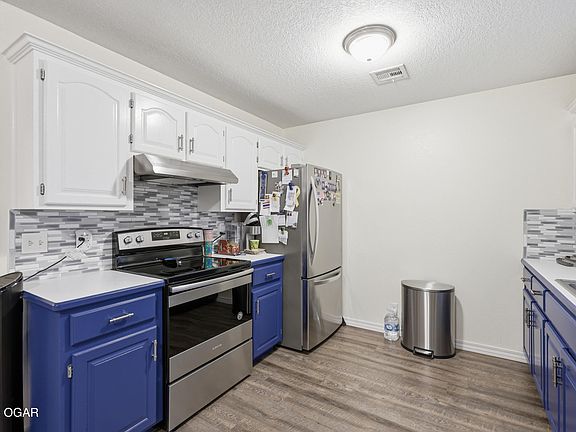 5th image of 1508 E 5th St