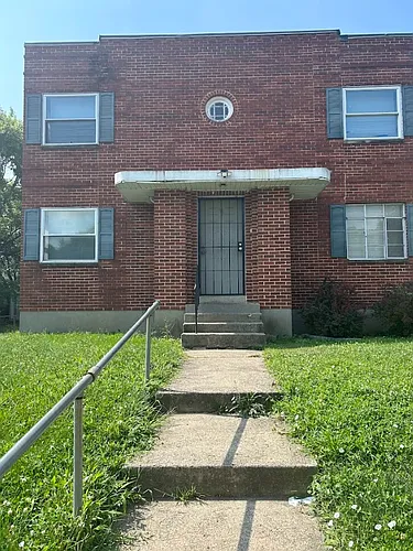 24 Fernwood Ave #1 Photo 1