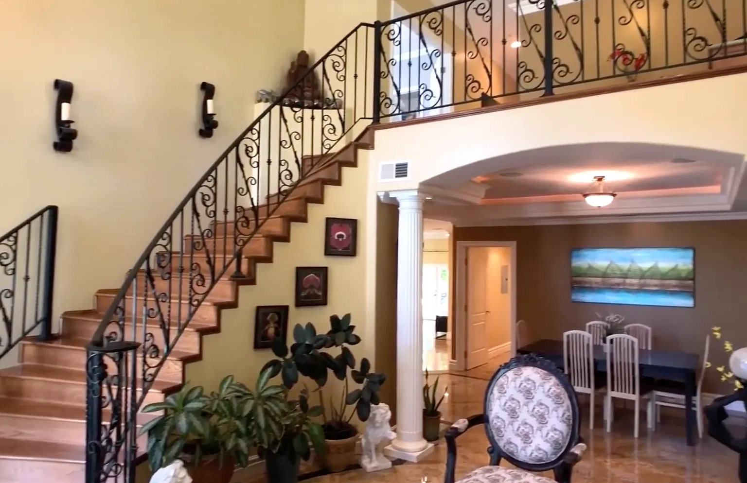 5 bed, 3140 sqft, $8,600 — Photo 1