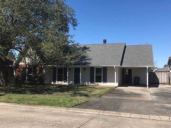 2nd image of 202 Chantilly Dr