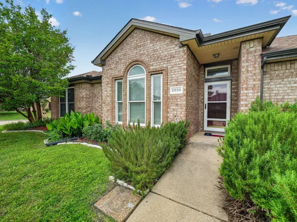 2505 Ash Crk, Mesquite, TX 75181
