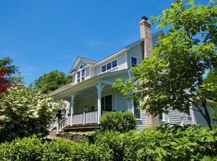 9 Marc St, Shelter Island, NY 11964