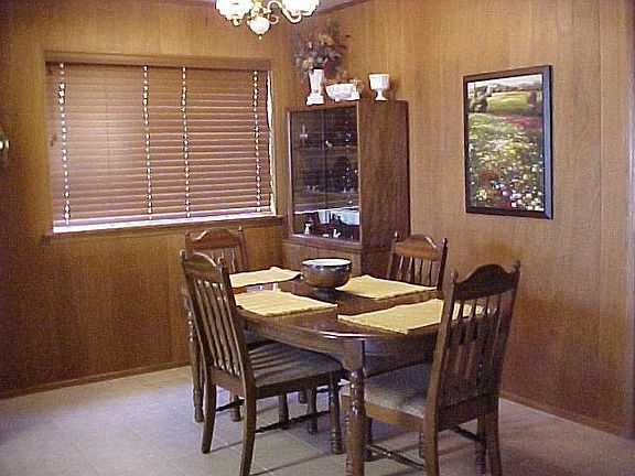 5th image of 420 North Dr
