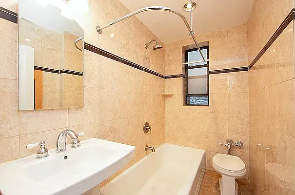 Rented by Apartment Luxe Realty Group, Inc | media 12