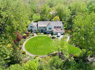 64 Woodley Rd, Winnetka, IL 60093