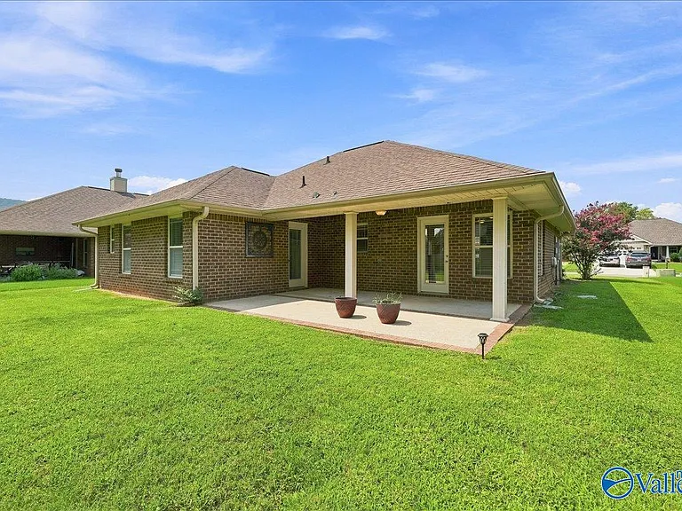 5015 Montauk Trl SE — Photo 37