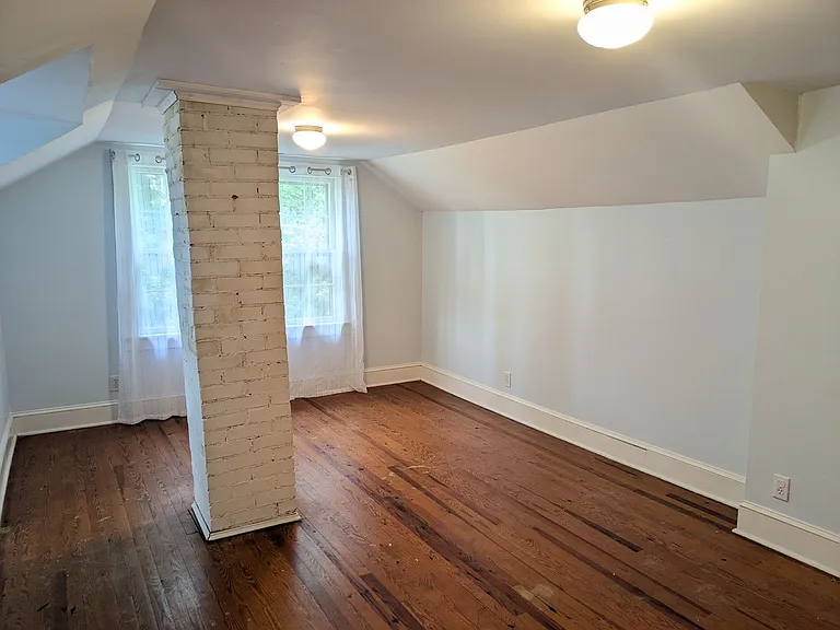 134 Langtree Rd — Photo 18