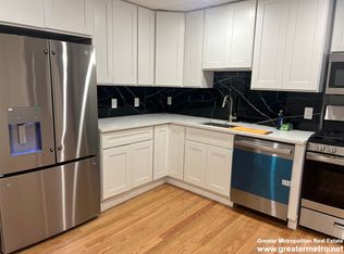 11 Henchman St APT 4, Boston, MA 02113