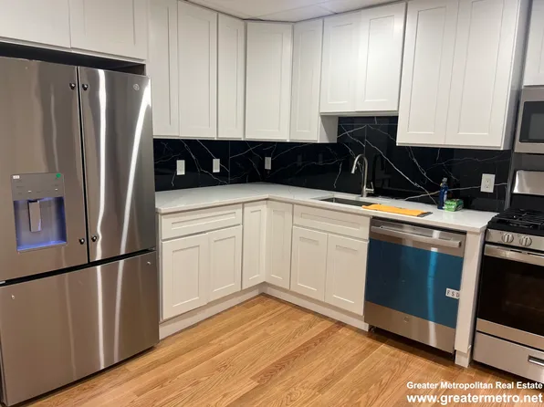 11 Henchman St, Boston, MA