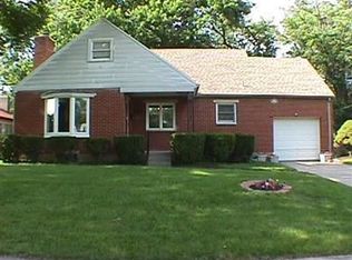 613 Schuyler Dr, Dayton, OH 45429