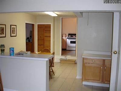 3rd image of 40697 Carlisle Ave