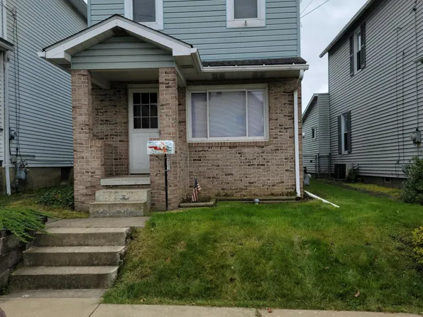 431 Longfellow St #431, Vandergrift, PA 15690