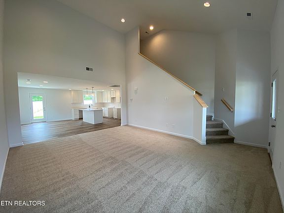 5th image of 7618 Bailey Landing Ln