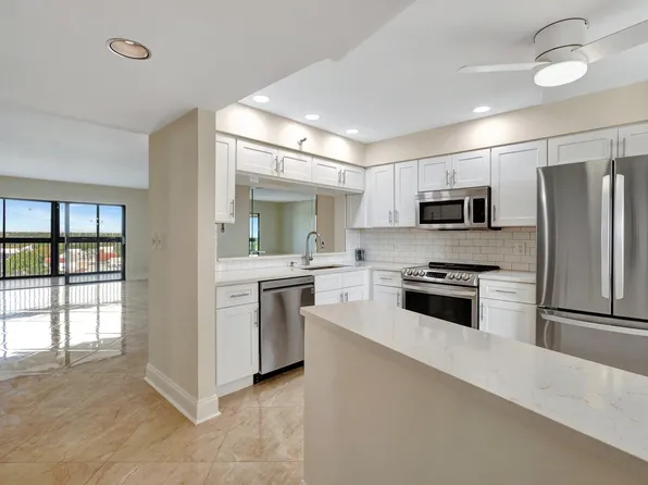14460 Strathmore Lane #807, Delray Beach, FL 33446