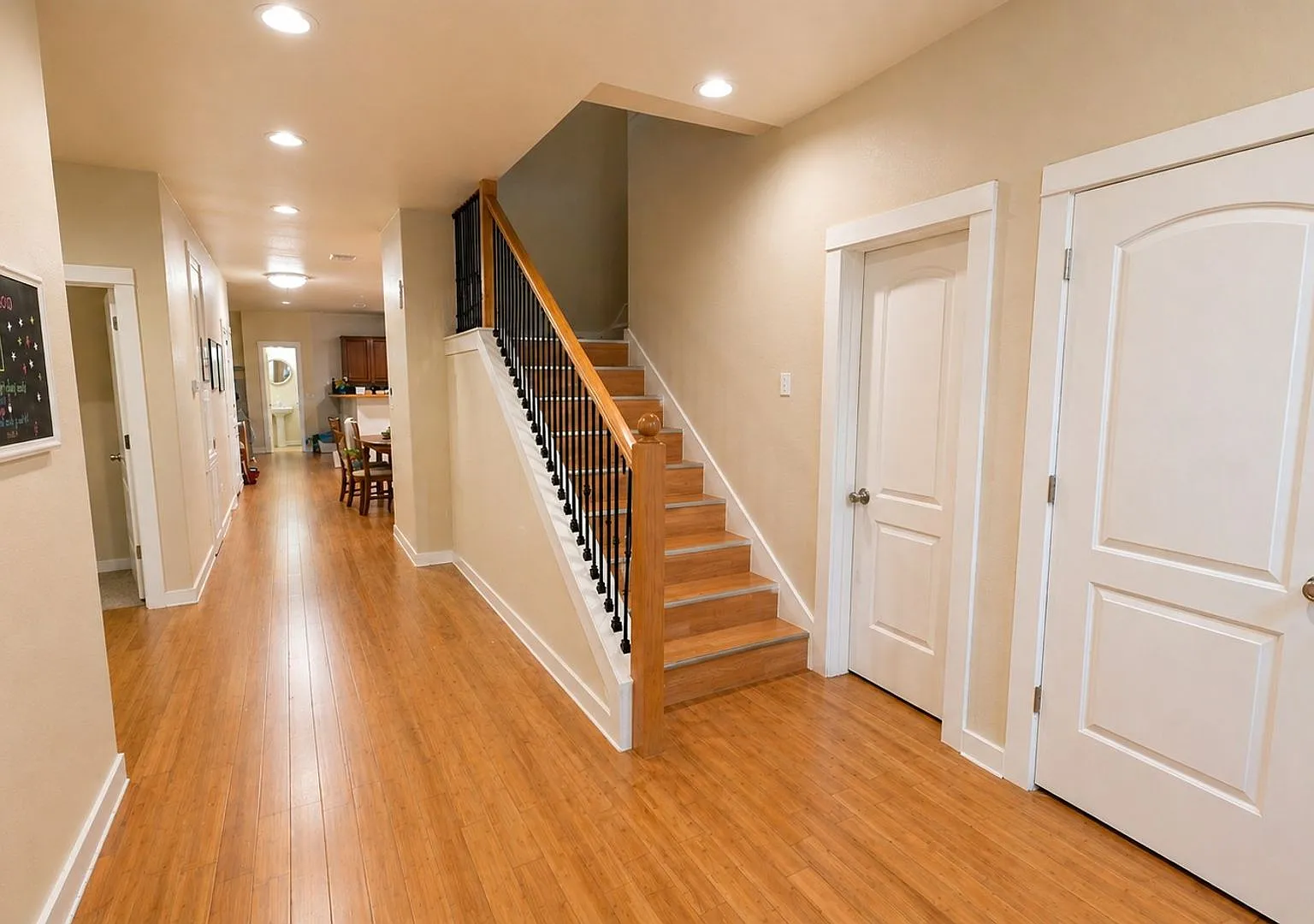 3 bed, 1460 sqft, $2,595 — Photo 2