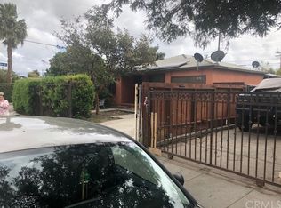 2098 E Hatchway St, Compton, CA 90222
