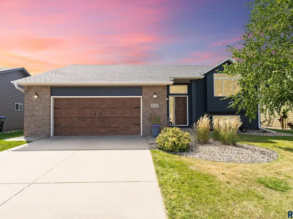 5613 S Kerry Ave, Sioux Falls, SD 57106