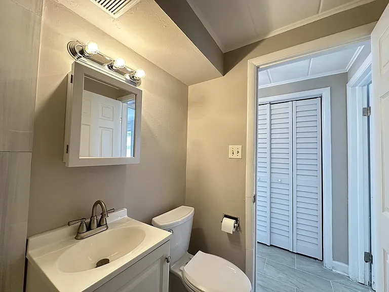 9630 Ivanhoe Ave #2 — Photo 20