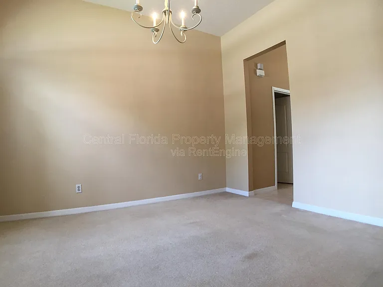 909 Arbormoor Pl — Photo 11