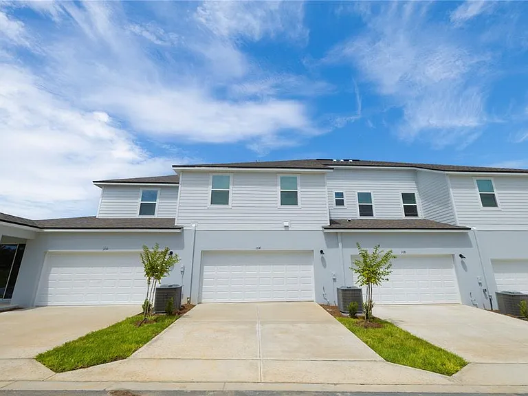 104 Royal Ranch Rd — Photo 10