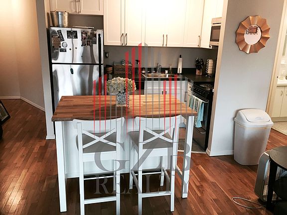5th image of 241 E 86th St APT 8F