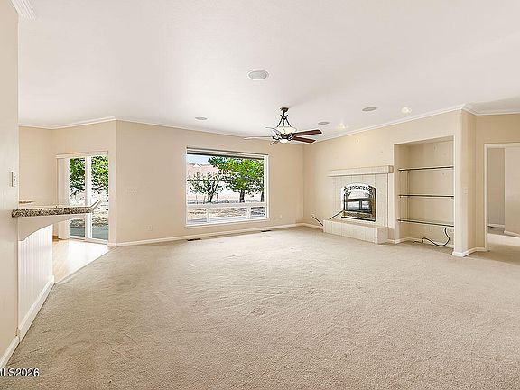 3rd image of 402 Chianti Way