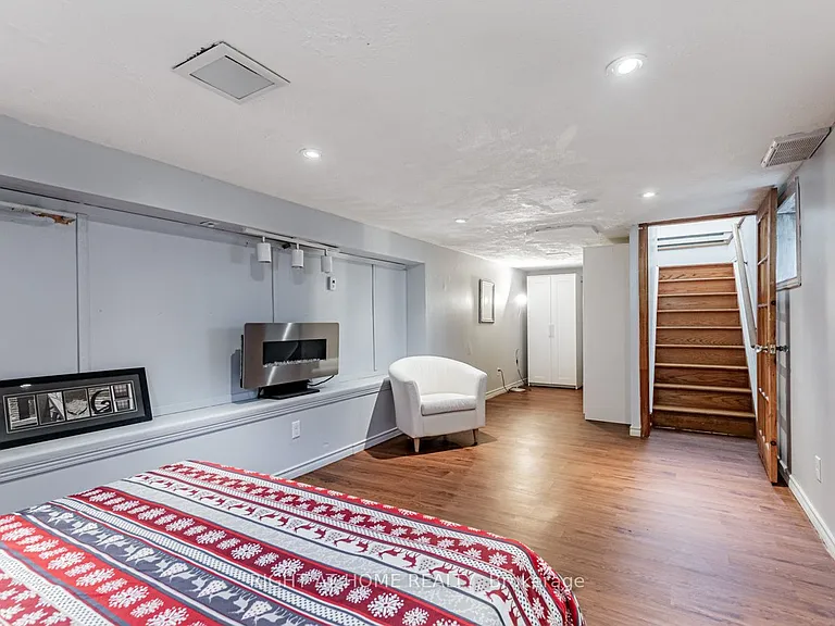 110A Harewood Ave — Photo 12