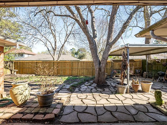 4th image of 3504 Canterbury Dr