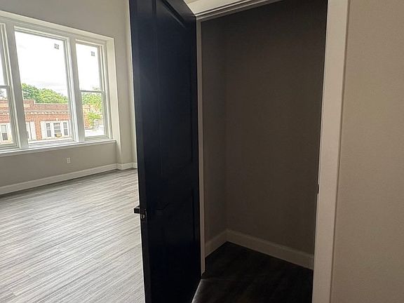5th image of 188 Main St #1-10
