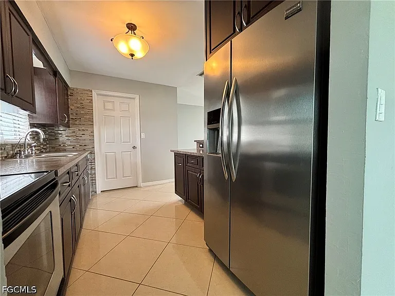 209 Punta Alta Ct — Photo 11
