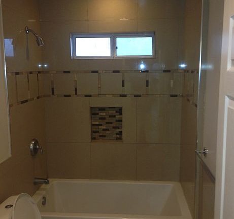 5th image of 9427 Zamora Ave