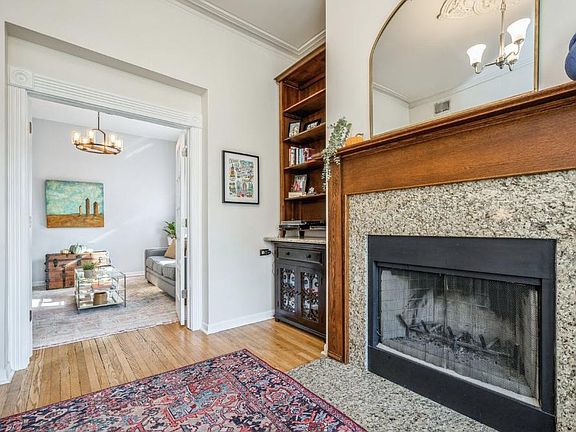 3rd image of 2747 N Dayton St #2
