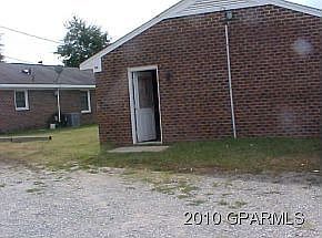 3rd image of 116 Ligustrum Ct