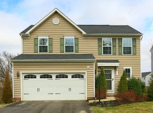 237 Long Ridge Dr, Coraopolis, PA 15108