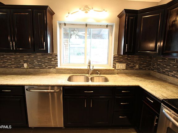 5th image of 4837 W CARON Street