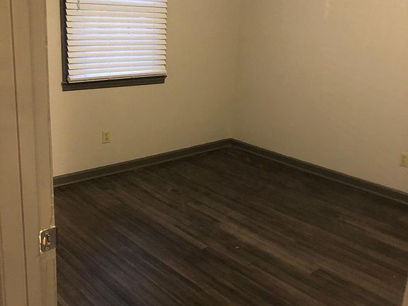 5th image of 3117A Brickdale Ln