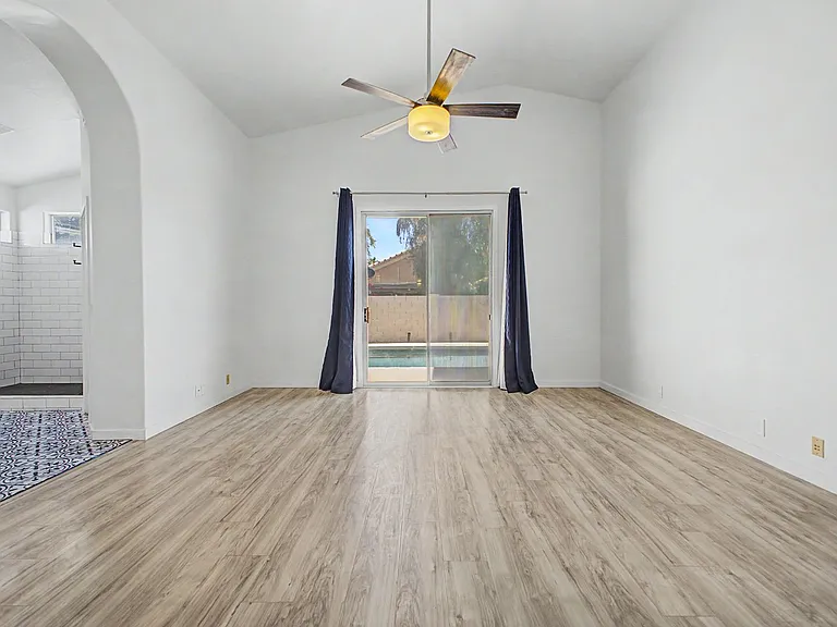 7251 E Lakeview Ave — Photo 16