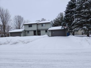 13470 Linwood Forest Cir, Champlin, MN 55316