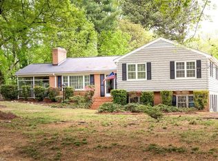 5718 Northlake Dr, Greensboro, NC 27410