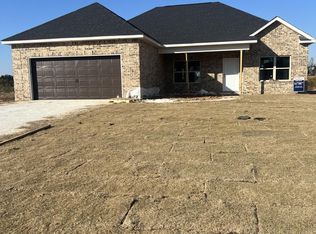 114 Early Dr, Byron, GA 31008