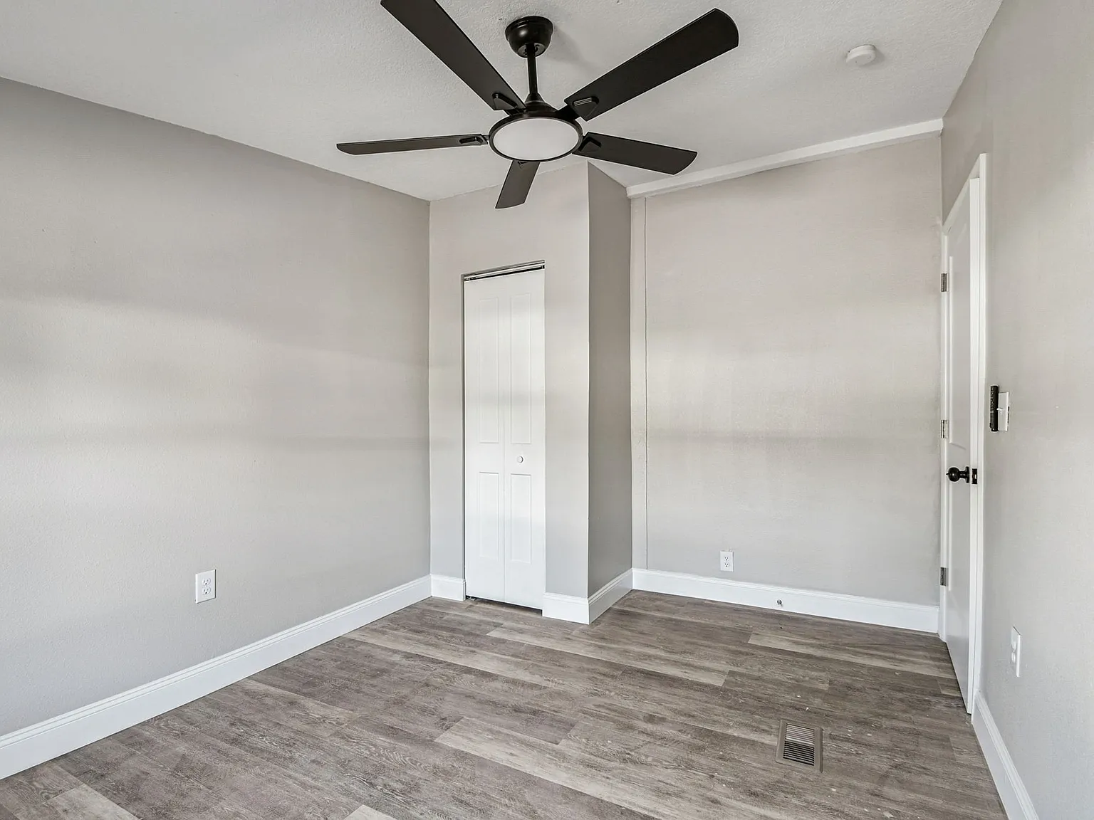 4 bed, 1458 sqft, $2,250 — Photo 4
